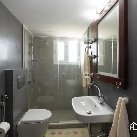 Fivi * Agios Nikolaos (Euboea)